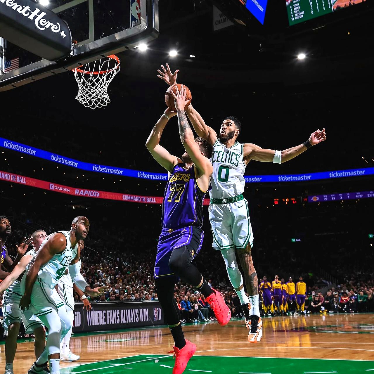 湖人三巨头联手,步行者得分突破,约基奇冲击季后赛!